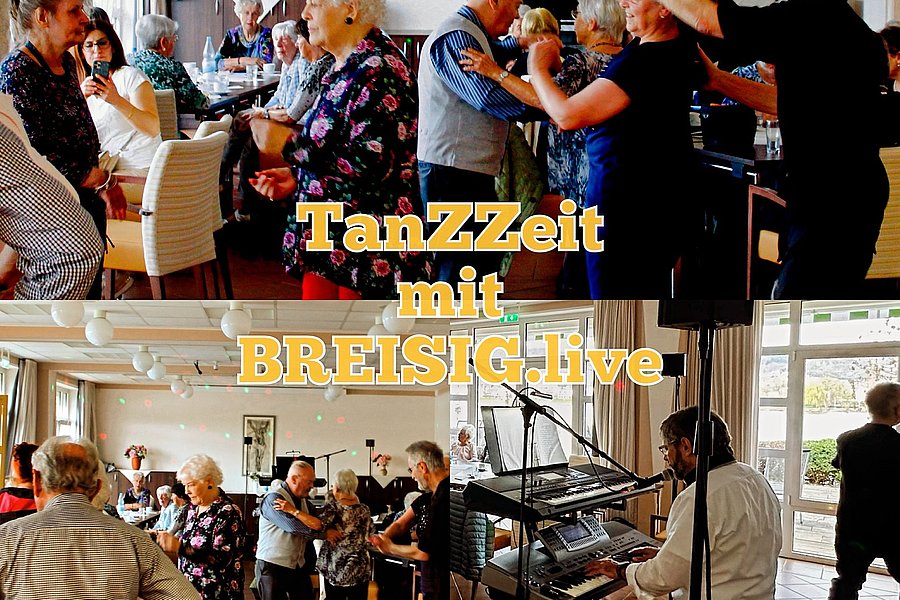 Mehrere ältere Menschen tanzen und sitzen in einem Raum mit großen Fenstern, ein Musiker spielt Keyboard. Text: 'TanzZeit mit BREISIG.live'.